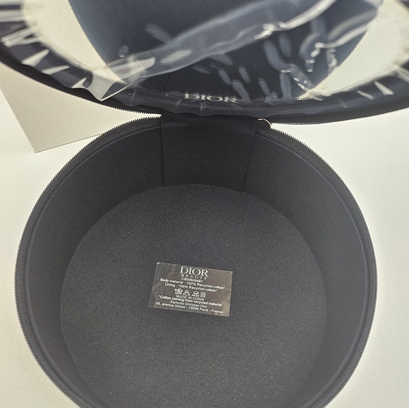 Brand new authentic Dior Vanity/keepsake round box in black - Picture 12 of 17